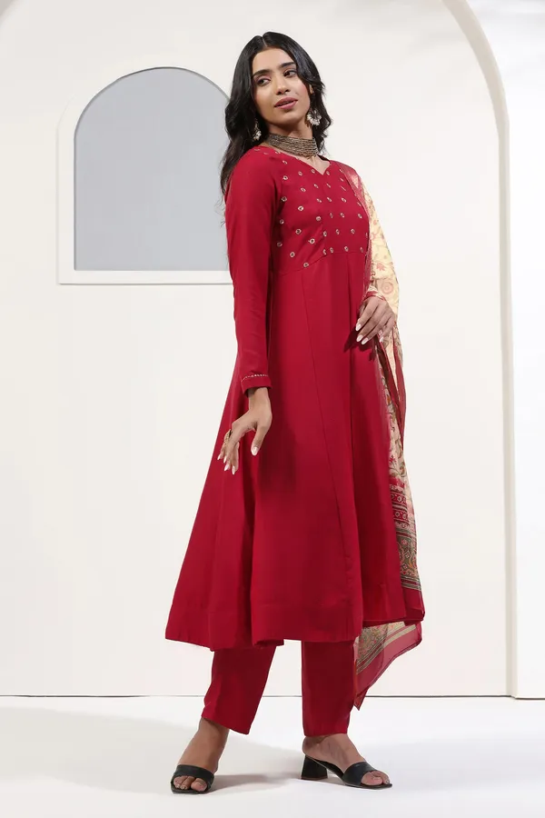 Maroon_Cotton_Blend_A_Line_Emboidered_Kurta_And_Pant_With_Dupatta_Set