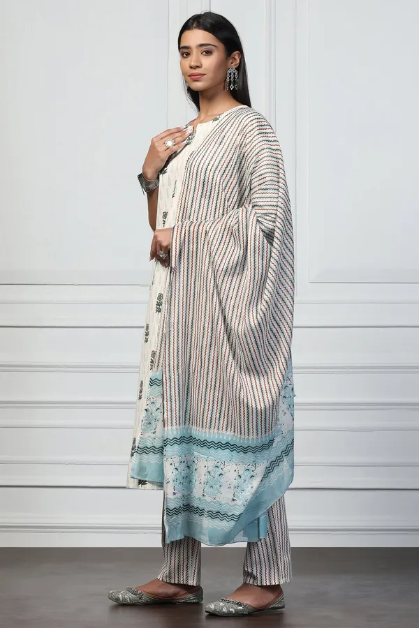 Off_White_Cotton_Floral_Printed_Calf_Length_Kurta_And_Pant_With_Dupatta_Set