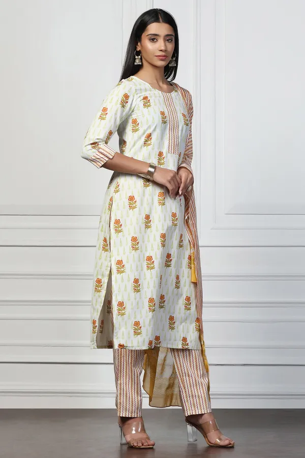 Off_White_Cotton_Floral_Printed_Calf_Length_Kurta_And_Pant_With_Dupatta_Set