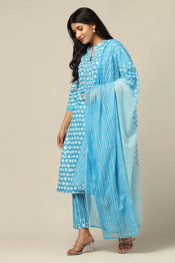 Blue_Cotton_All-Over_Printed_Calf_Length_Kurta_And_Pant_With_Dupatta_Set