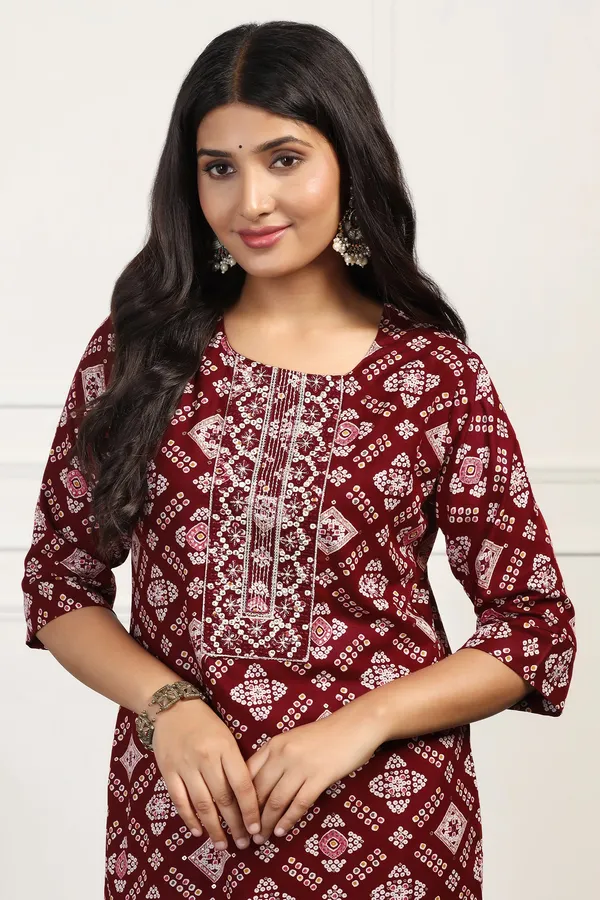 Maroon_Cotton_All-Over_Printed_Calf_Length_Kurta_With_Pant_Set