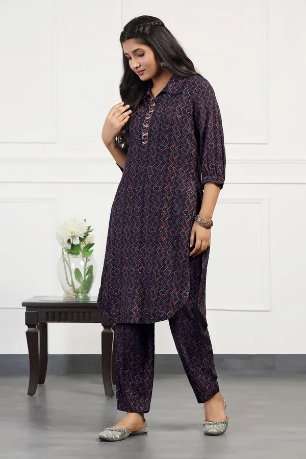 Navy_Blue_Cotton_All-Over_Printed_Calf_Length_Kurta_With_Pant_Set