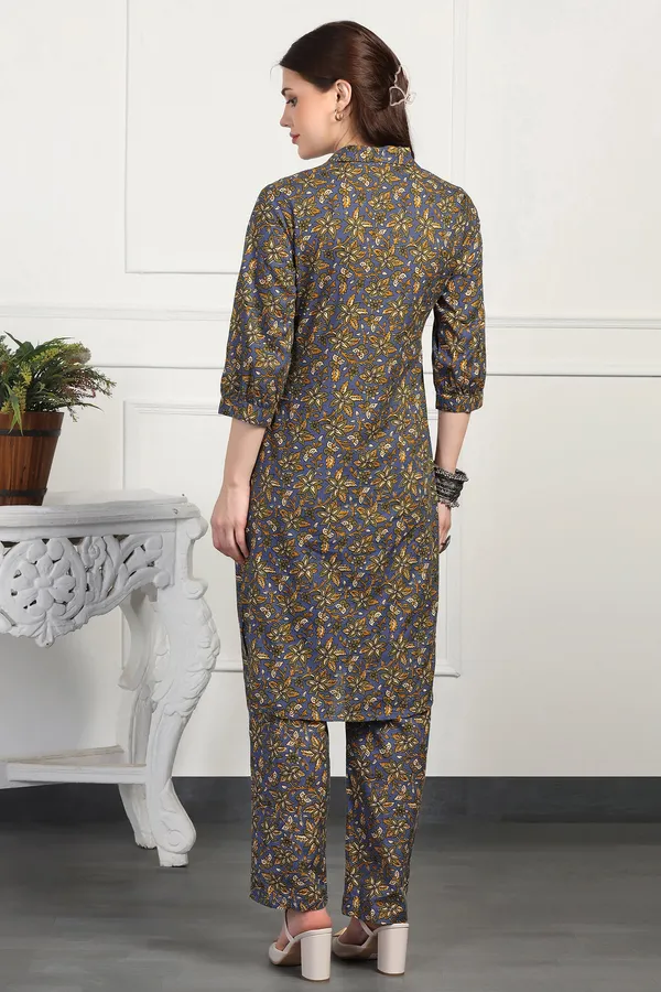 Grey_Cotton_All-Over_Printed_Calf_Length_Kurta_With_Pant_Set