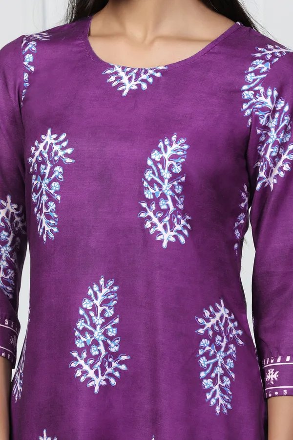 Violet_Rayon_Slub_Floral_Printed_Kurta_With_Trouser_Set_For_Women