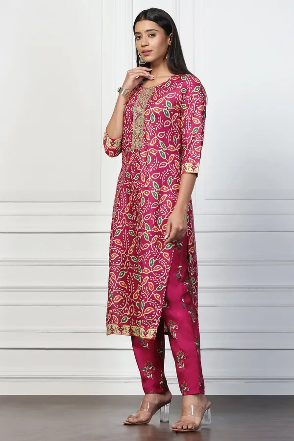 Magenta_Rayon_Slub_Floral_Printed_Calf_Length_Kurta_With_Trouser_Set_For_Women