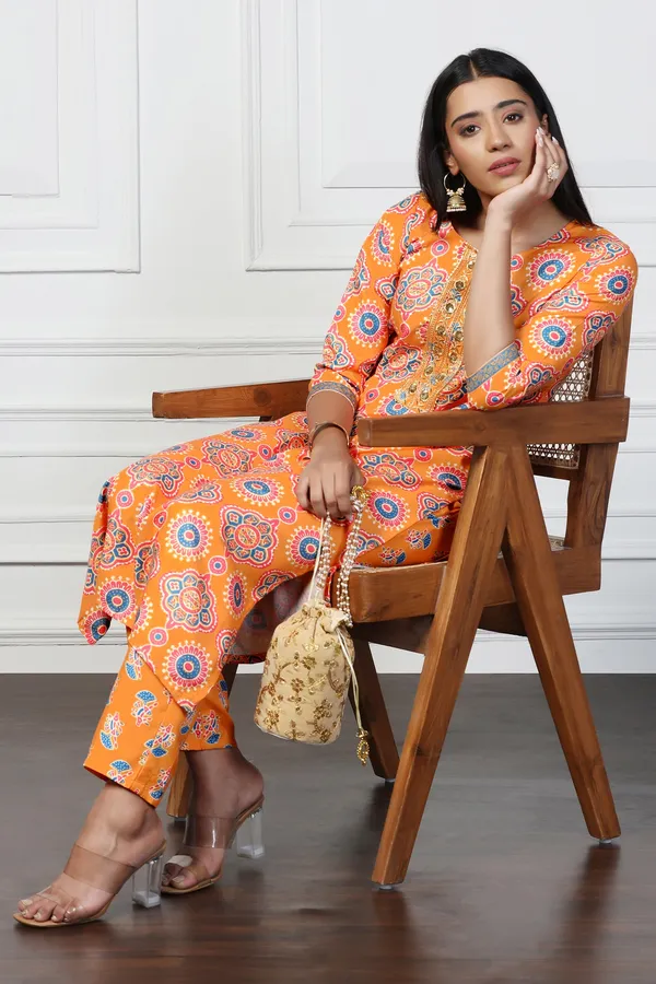 Orange_Rayon_Slub_Floral_Printed_Calf_Length_Kurta_With_Trouser_Set_For_Women