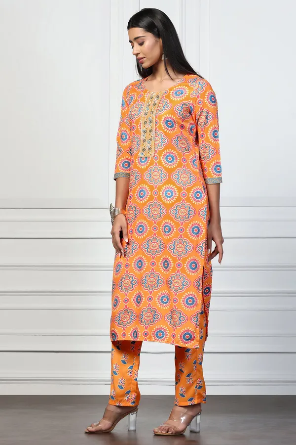 Orange_Rayon_Slub_Floral_Printed_Calf_Length_Kurta_With_Trouser_Set_For_Women