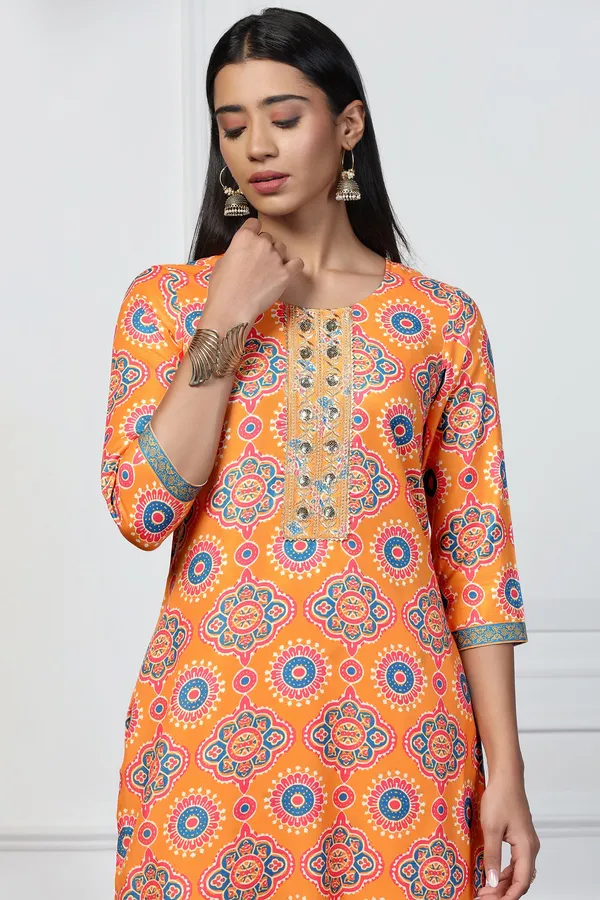 Orange_Rayon_Slub_Floral_Printed_Calf_Length_Kurta_With_Trouser_Set_For_Women