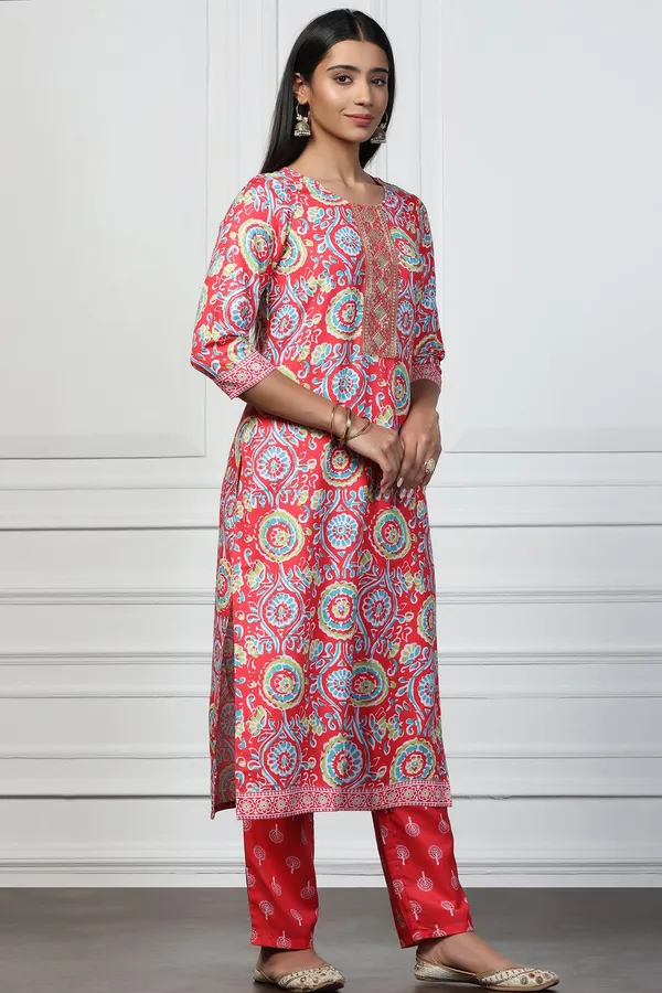 Red_Rayon_Slub_Floral_Printed_Calf_Length_Kurta_With_Trouser_Set_For_Women