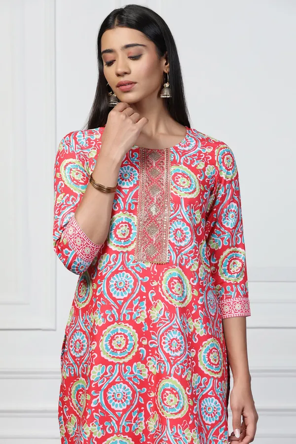 Red_Rayon_Slub_Floral_Printed_Calf_Length_Kurta_With_Trouser_Set_For_Women