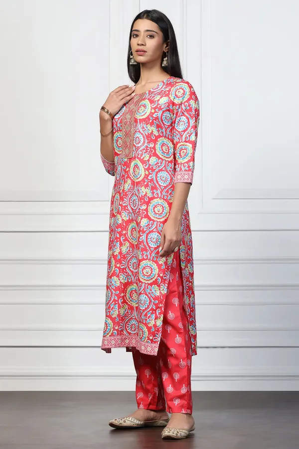 Red_Rayon_Slub_Floral_Printed_Calf_Length_Kurta_With_Trouser_Set_For_Women
