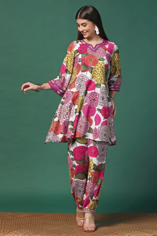 Multicolor_Cotton_Slub_Ankle_Length_Kurta_Pant_Suit_Set