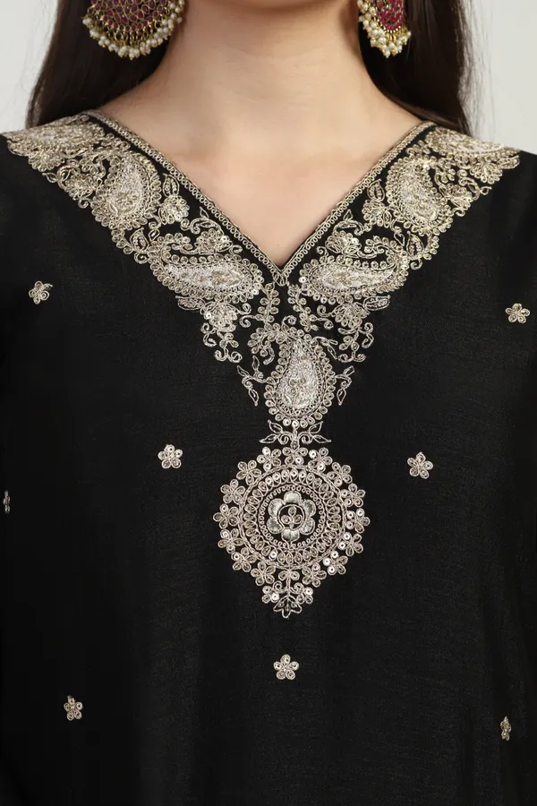 Black_Silk_Blend_Ankle_Length_Kurta_Pant_Suit_Set