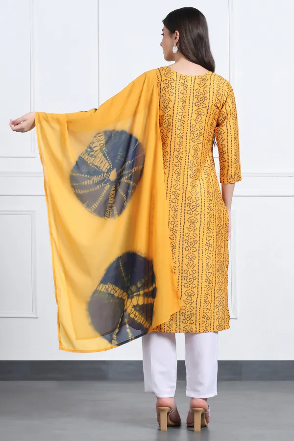 Yellow_Muslin_Ankle_Length_Kurta_Pant_Suit_Set