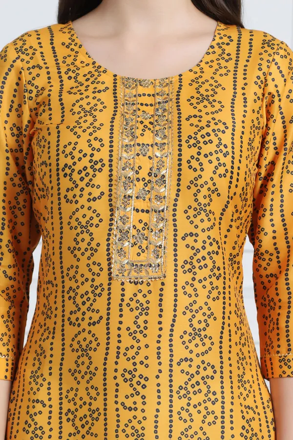 Yellow_Muslin_Ankle_Length_Kurta_Pant_Suit_Set