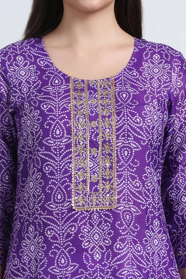 Purple_Muslin_Ankle_Length_Kurta_Pant_Suit_Set