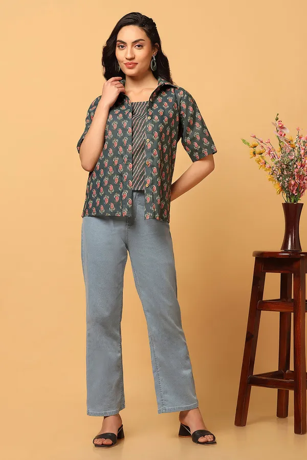 Green_Cotton_Paisley_Print_Shirt_With_Spaghetti_Top_For_Women