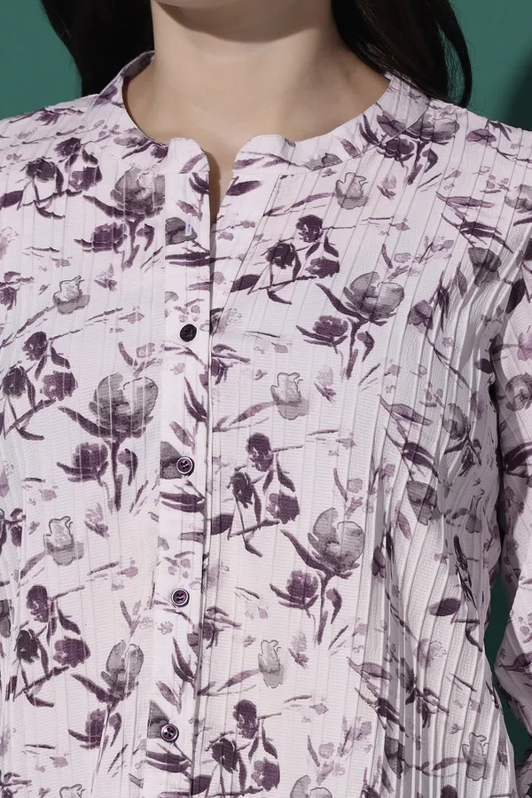White_Sugarcane_All-Over_Floral_Printed_Casual_Top_For_Women