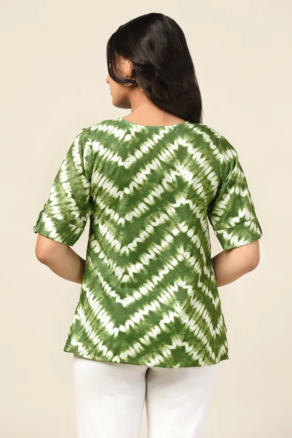 Green_Slub_Tie_&_Dye_Printed_Casual_Hip_Length_Top_For_Women