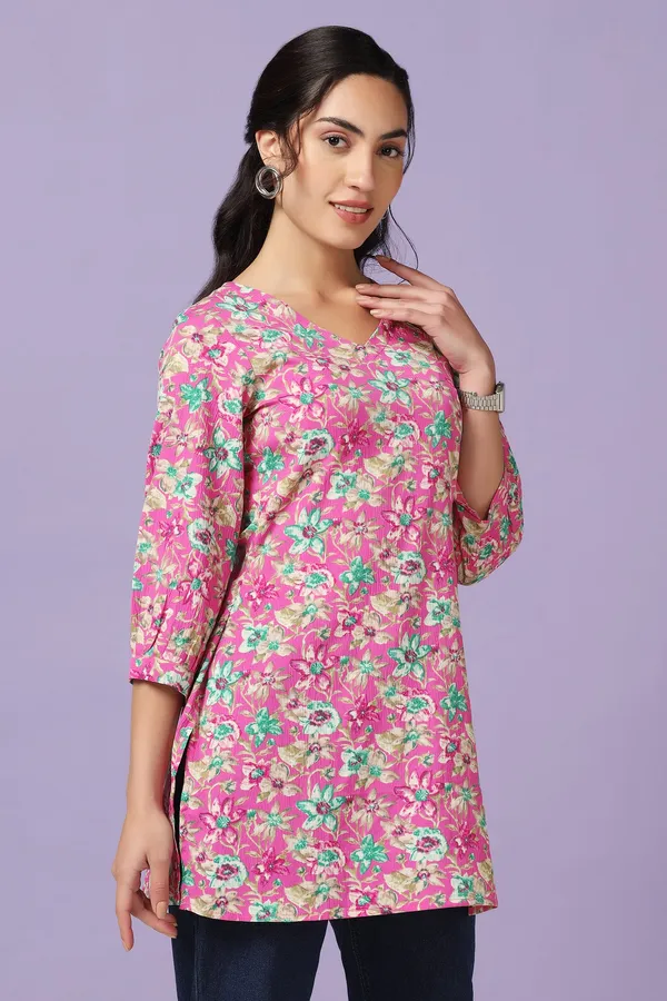Pink_Floral_Print_Straight_Style_Tunic_Top_For_Women