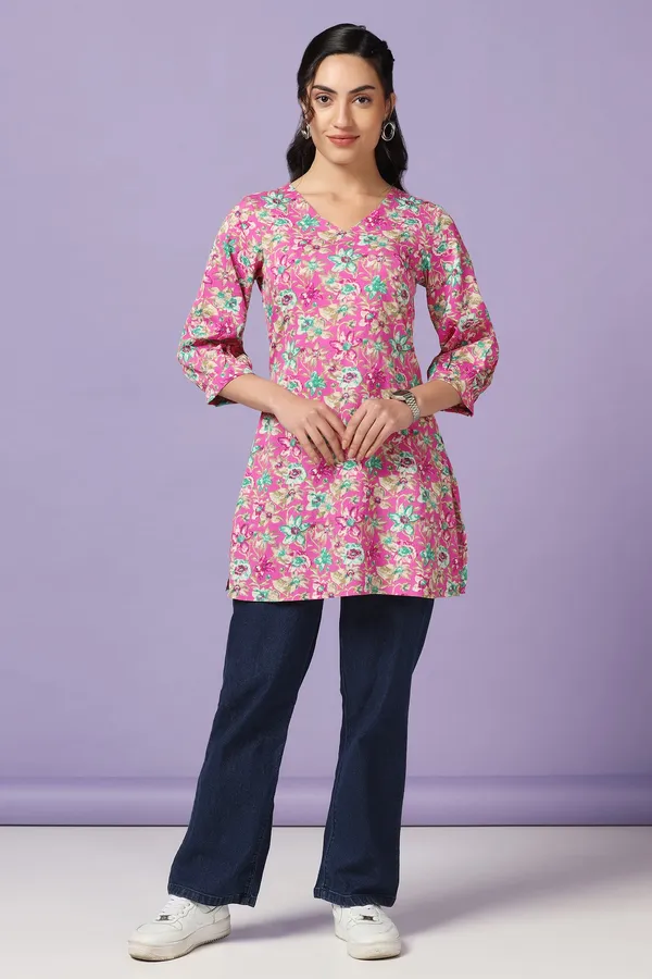 Pink_Floral_Print_Straight_Style_Tunic_Top_For_Women