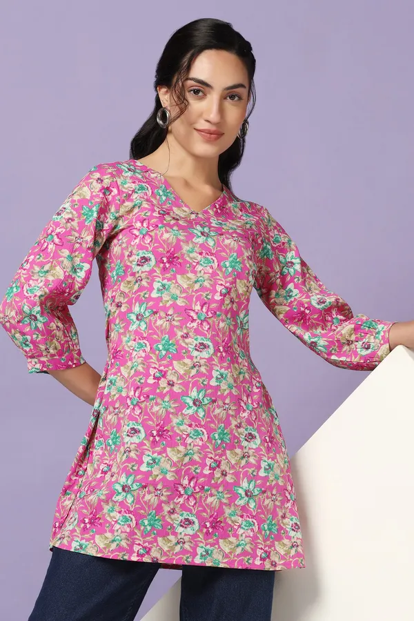 Pink_Floral_Print_Straight_Style_Tunic_Top_For_Women