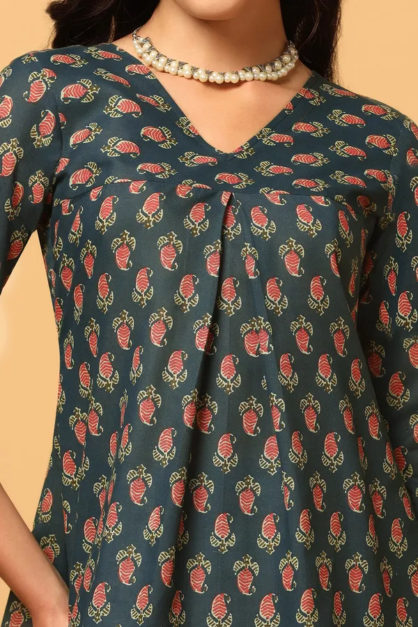 Bottle_Green_Paisley_Print_Flared_Style_Tunic_Top_For_Women