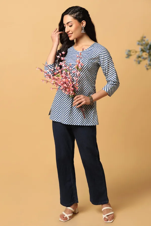 Blue_Cotton_Stripe_Print_Tunic_Top_For_Women