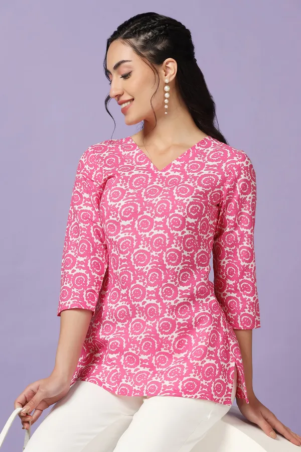 Pink_All_Over_Print_Straight_Tunic_Top_For_Women