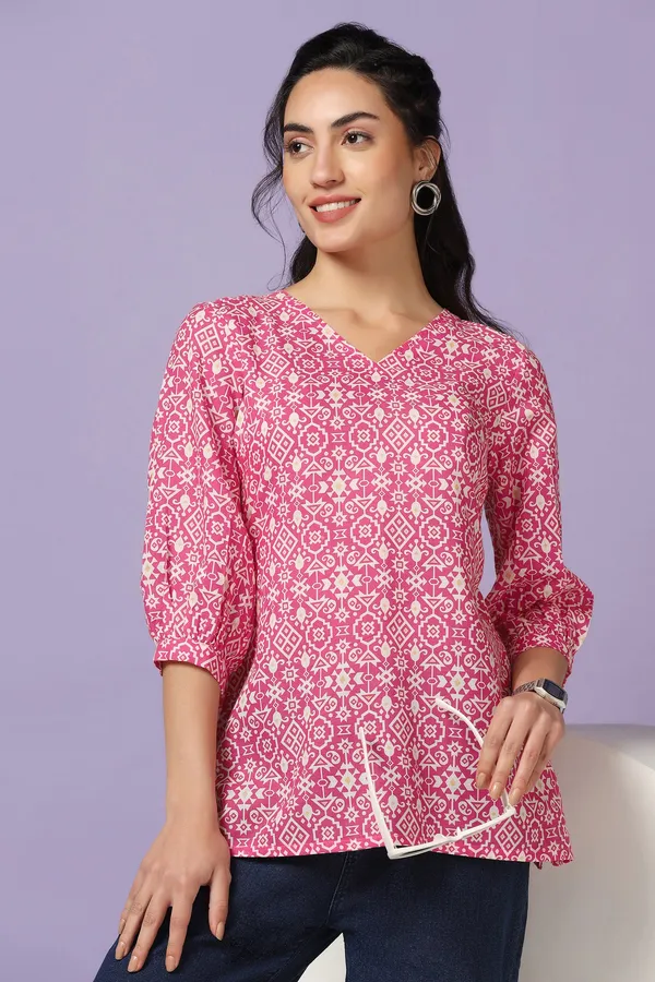 Pink_All_Over_Print_Straight_Tunic_Top_For_Women