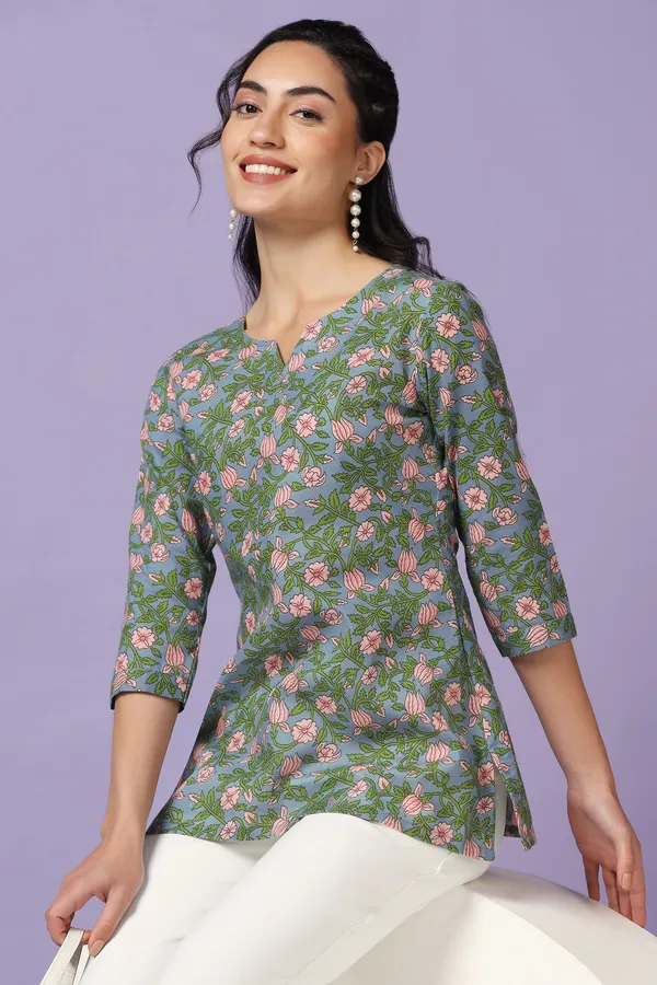 Blue_Floral_Print_Tunic_Top_For_Women