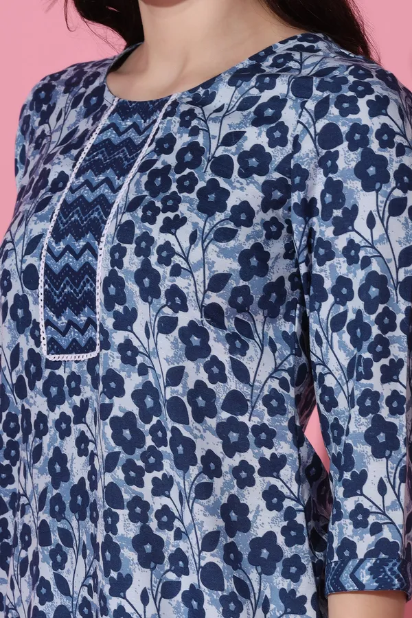 Blue_Cotton_Slub_Floral_Printed_Straight_Tunic_Top_For_Women