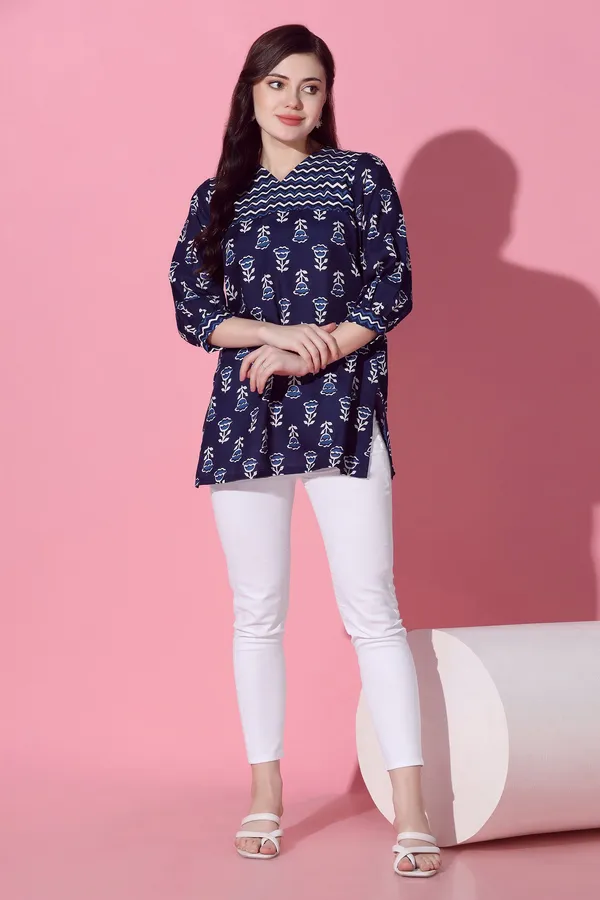 Navy_Blue_Cotton_Slub_Floral_Printed_Straight_Tunic_Top_For_Women