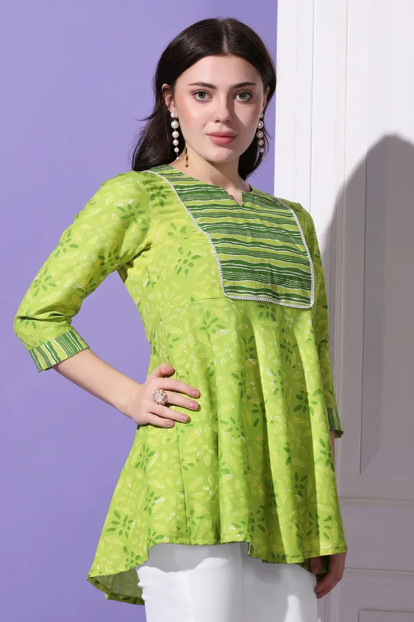 Parrot_Cotton_Slub_Batic_Printed_Tunic_Top_For_Women