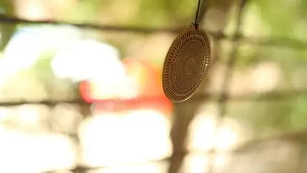 Golden_Moti_Bell_Wind_Chimes_for_Home_(Golden,Pipe_&_Hanging_Bells)