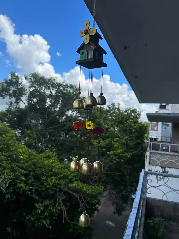Wooden_House_8_bells_wind_chime_design_for_balcony