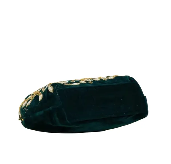 Trending_style_hendbag_for_women,_Ethnic_Bag_for_women_with_pearl_Embellishments,_For_Weddings,_Festivals