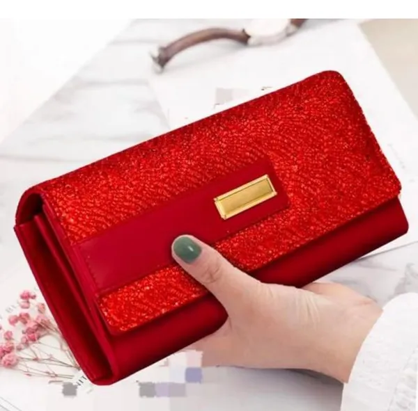 Women's_red_Hand_Synthetic_Wallet_Clutch_with_5_Card_Pocket