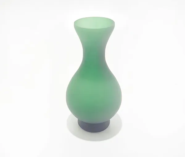 Green_Table_Decorative_Vase_For_Home_&_Office