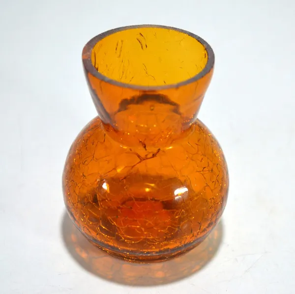 Orange_Table_Decorative_Vase_For_Home_&_Office