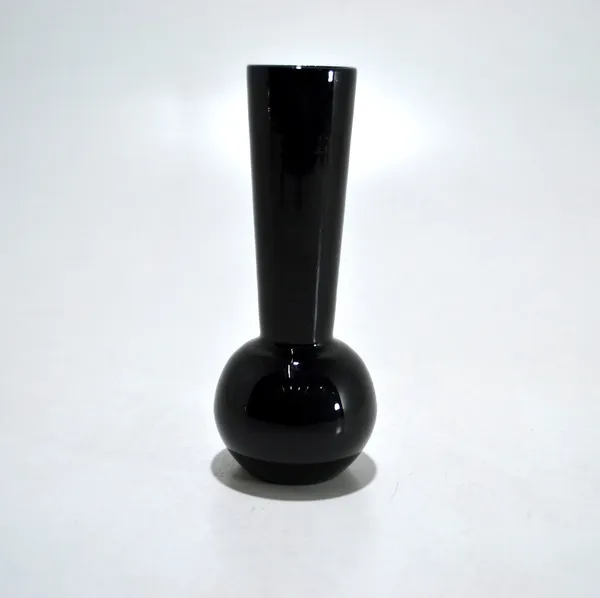 Black_Table__Wall_Decorative_Vase_For_Home_&_Office