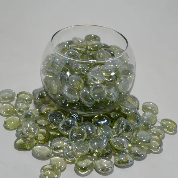 Clear_Glossy_Pebbles_Stone_For_Garden_Decor_Table_Decor