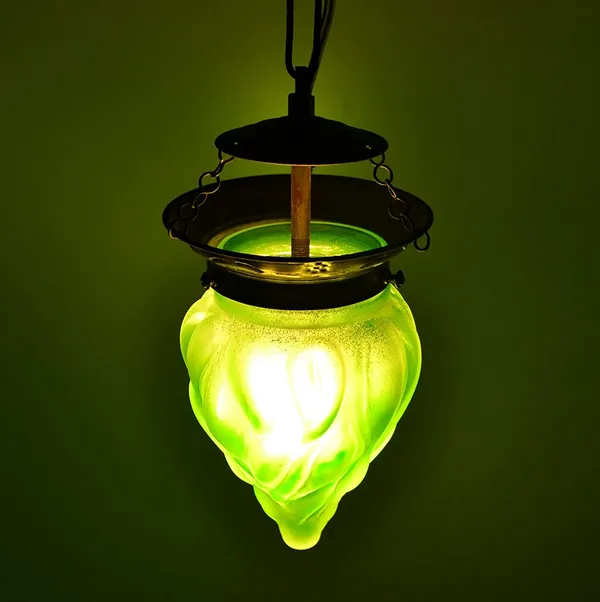 Blue_Flame_Shaped_Glass_Pendant_Frosted_Hanging_Lamp_(Small)