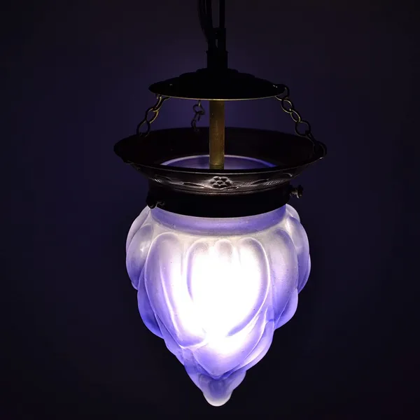 Purple_Flame_Shaped_Glass_Pendant_Frosted_Hanging_Lamp_(Small)