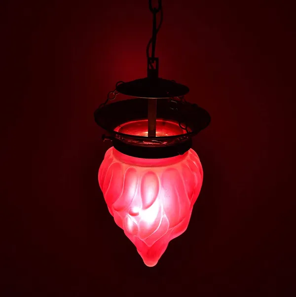 Red_Flame_Shaped_Glass_Pendant_Frosted_Hanging_Lamp_(Small)