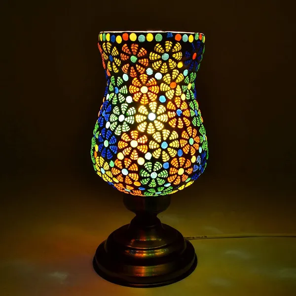 Mosaic_Glass_Table_Lamp_Is_Made_Up_Of_Semi-Transparent_Glass_Beads