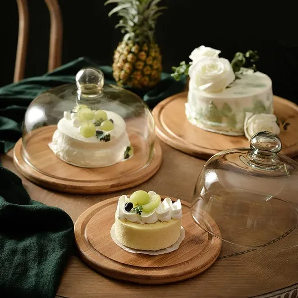Clear_Elegant_Glass_Cake_Dome_With_Crystal_Clear_Finish