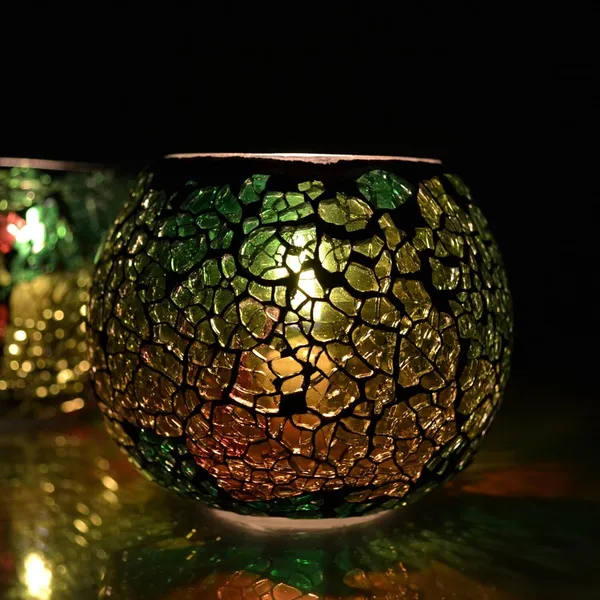 Glass_Candle_Tealight_Holder_For_Decoration