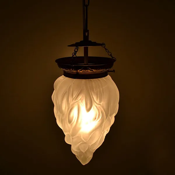 White_Pendant_Wall_Lamp_Without_Bulb