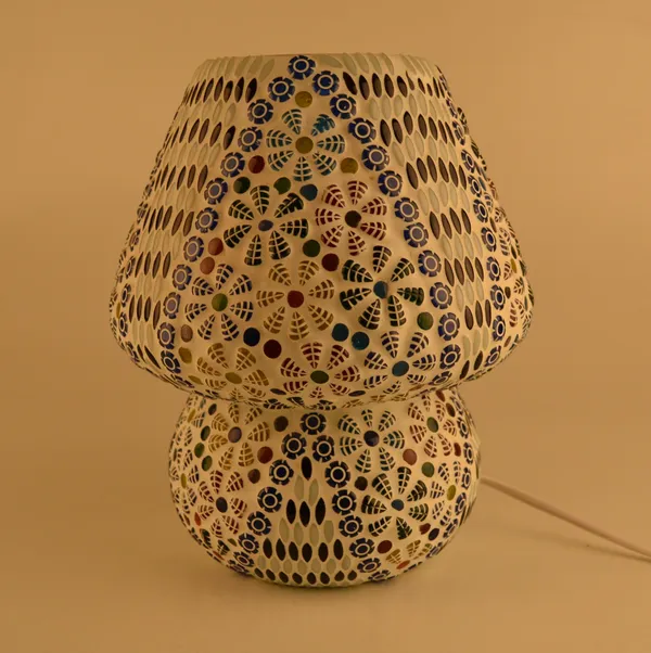 Handicraft_Table_Lamp_For_Home_Decoration